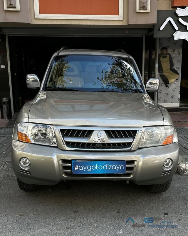 Mitsubishi Pajero Öncesi - Sonrası
Araç sahibine iyi günlerde kullanmasını diliyoruz.🤗

✅Araçta yapılan işlemler:
➡️Koltuk Kaplama
➡️Kapı Döşemesi Kaplama
➡️Direksiyon Kaplama
➡️Taban Halısı Temizliği 
➡️Tavan Döşemesi Temizliği

💰Fiyat almak için; 0534 968 60 07

Yenilik değişimle başlar!
#mitsubishipajero #aygotodizayn #otodöşeme #starlight ________________________________________________
🚘 Ayg Oto Dizayn - Profesyonel Oto Deri Döşeme
🌎www.aygotodizayn.com
☎ 0534 968 6007
🏢Ambarlı Mah. Balaban Cad.No:21/A Avcılar/İstanbul