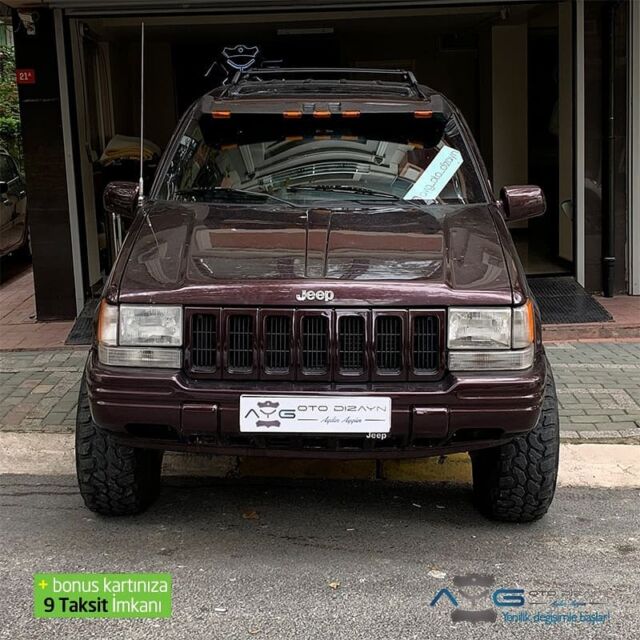 Jeep Cherokee Öncesi-Sonrası  Araç sahibine iyi günlerde kullanmasını diliyoruz.🤗

✅Araçta yapılan işlemler:
➡️Koltuk döşemeleri
➡️Kapı döşemeleri
➡️Taban halısı değişimi
➡️Tavan kumaşı değişimi
➡️Direksiyon ve kolçak kaplama
➡️Araca özel paspas
➡️Özel logo çalışması

Yenilik değişimle başlar!
 #jeepcherokee #aygotodizayn ________________________________________________
🚘 Ayg Oto Dizayn - Profesyonel Oto Deri Döşeme
🌎www.aygotodizayn.com
☎ 0534 968 6007
🏢Ambarlı Mah. Balaban Cad.No:21/A Avcılar/İstanbul